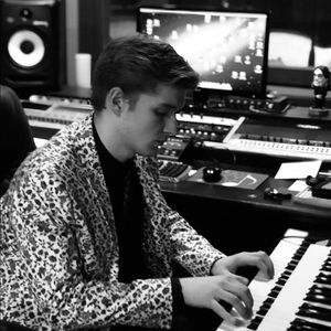 Meet your Posher, Andrew